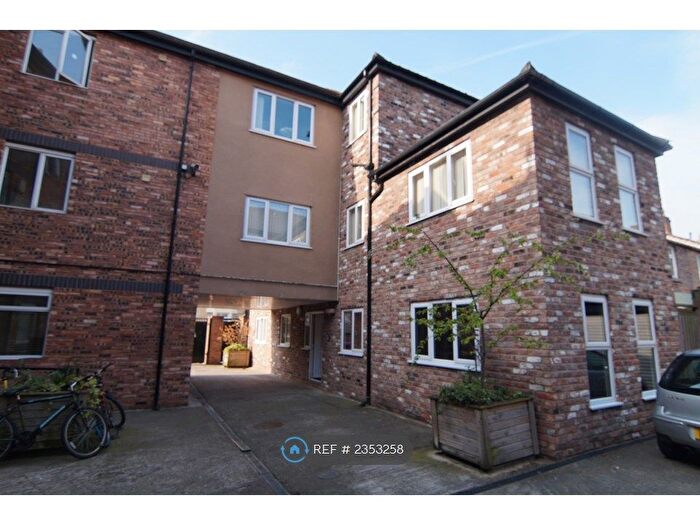 2 Bedroom Flat To Rent In Vandyke Street, Liverpool, L8