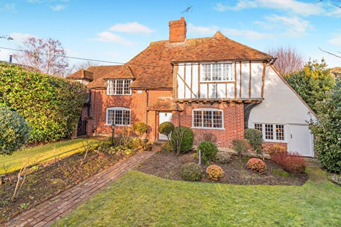 3 Bedroom Detached House For Sale In The Street, Selling, Kent, ME13