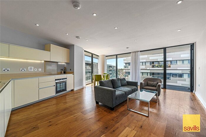 3 Bedroom Flat For Sale In Hazel Lane, Greenwich, London, SE10
