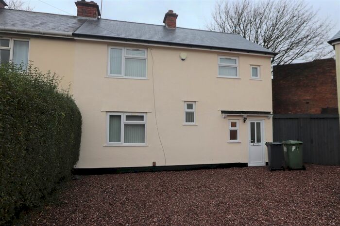 3 Bedroom Semi-Detached House To Rent In Temple Road, Willenhall WV13