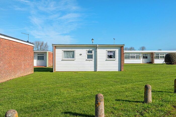 2 Bedroom Chalet For Sale In California Road, Great Yarmouth, NR29