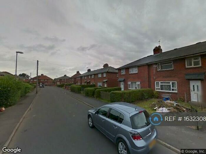 2 Bedroom Semi-Detached House To Rent In Throstle Lane, Leeds, LS10