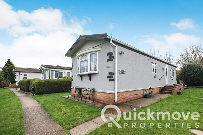 2 Bedroom Park Home For Sale In Gunthorpe, Nottinghamshire, NG14