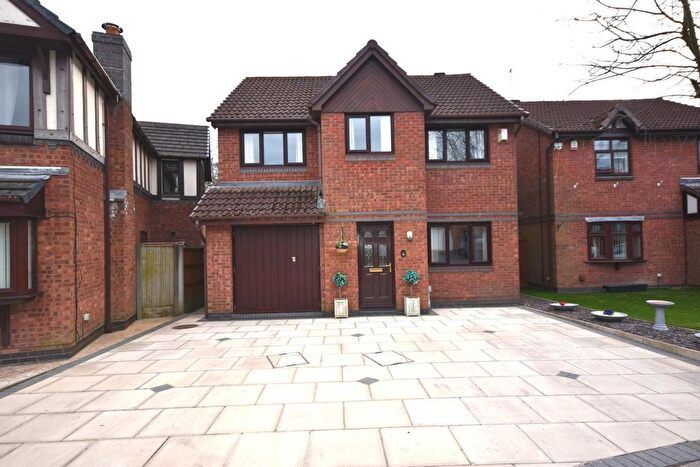 4 Bedroom Detached House For Sale In Sunningdale Close, Burtonwood, Warrington, WA5