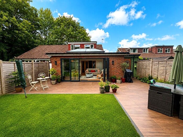 3 Bedroom Bungalow For Sale In Beech Grove, Midhurst, West Sussex, GU29