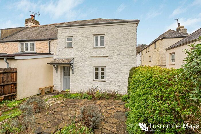 2 Bedroom End Of Terrace House For Sale In Broad Steps, Old Road, Harbertonford, TQ9