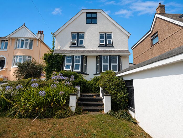 4 Bedroom Detached House For Sale In Mount Road, Brixham, TQ5