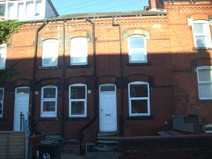 2 Bedroom Terraced House To Rent In Bexley Terrace, Leeds, LS8