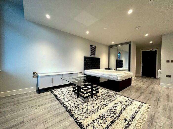 Apartment To Rent In Thames Valley, Wokingham Road, Bracknell, Berkshire, RG42