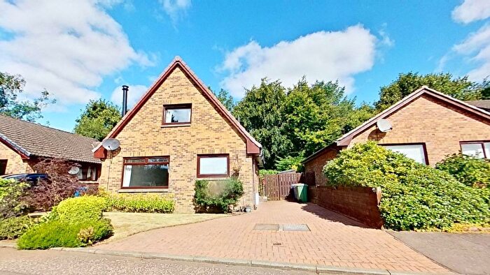 3 Bedroom Detached House To Rent In Kirkfield West, Livingston, West Lothian, EH54