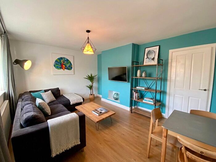 3 Bedroom Terraced House To Rent In Floyd Avenue, Manchester, M21