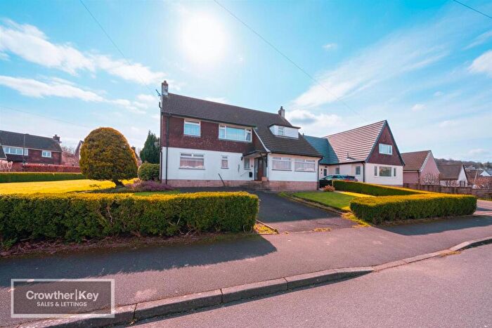 3 Bedroom Detached House For Sale In Ecclesbourne Drive, Buxton, SK17