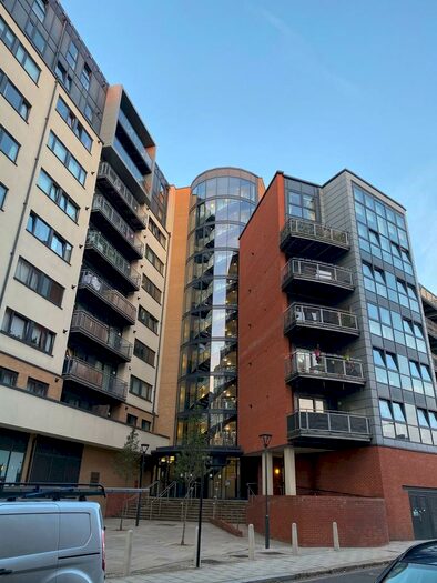 2 Bedroom Apartment To Rent In Perth Road, Ilford, IG2