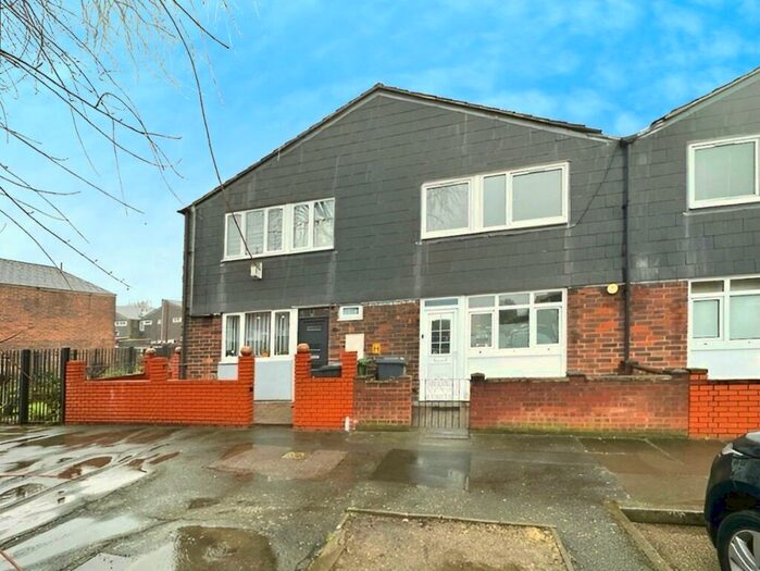 3 Bedroom Terraced House To Rent In Turnpike Close, London, SE8