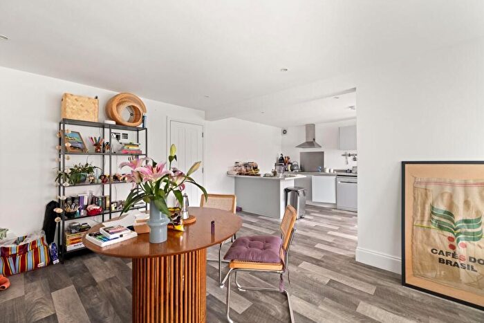 2 Bedroom Flat To Rent In Shorncliffe Road, Folkestone, CT20