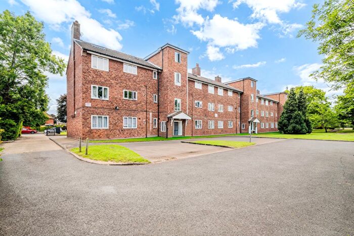 1 Bedroom Flat For Sale In Lyle Court, Lilleshall Road, Morden, SM4