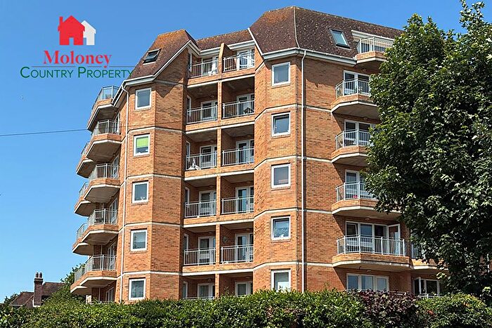 1 Bedroom Flat For Sale In St Leonards On Sea, East Sussex, TN38