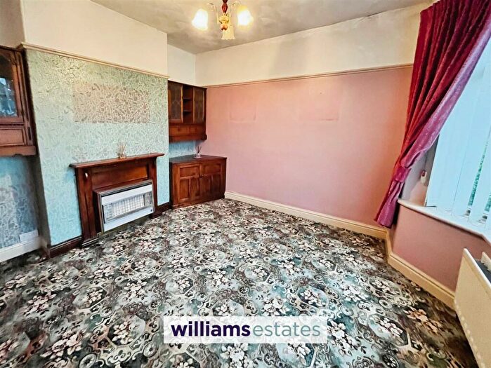 2 Bedroom Bungalow For Sale In Wern Fechan, Ruthin, LL15