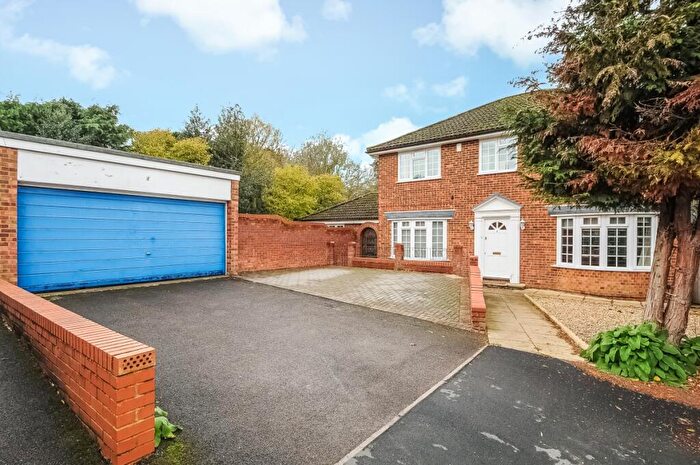 5 Bedroom Detached House To Rent In Candleford Close, Bracknell, RG12