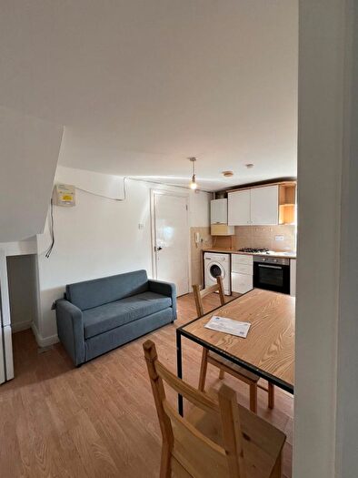 1 Bedroom Flat To Rent In Stanway Street, London, N1