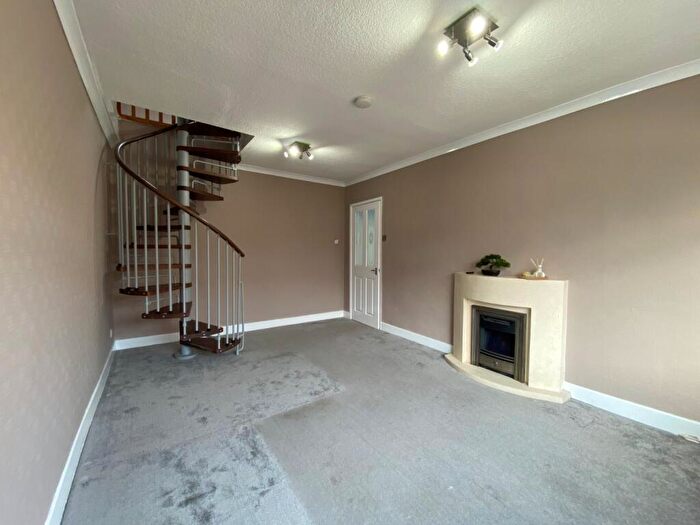 3 Bedroom Bungalow For Sale In Belmont Avenue, Low Moor, Bradford, BD12