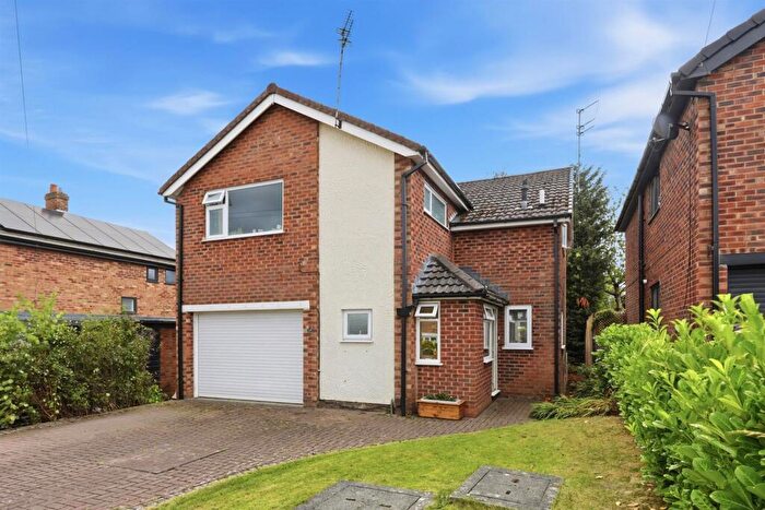 4 Bedroom Detached House For Sale In Rydal Place, Macclesfield, SK11