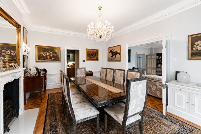 2 Bedroom Flat For Sale In Portland Place, London, W1B