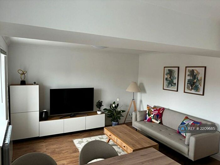 1 Bedroom Flat To Rent In Maritime Street, Edinburgh, EH6