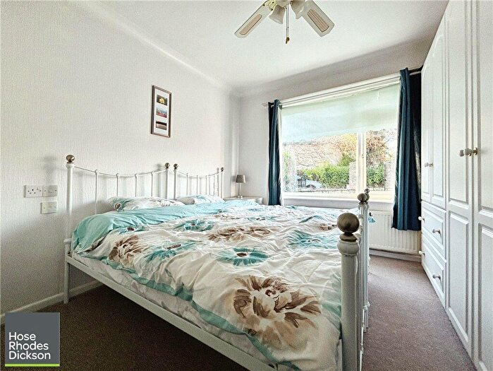 2 Bedroom Bungalow For Sale In Hill Street, Sandown, PO36