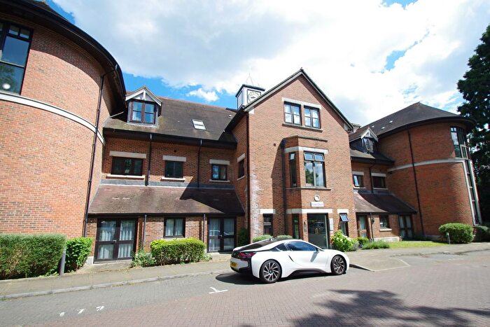 2 Bedroom Flat To Rent In Silas Court, Lockhart Road, Watford, WD17