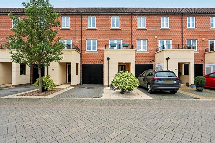 4 Bedroom Town House For Sale In Brazen Gate, Norwich, Norfolk, NR1