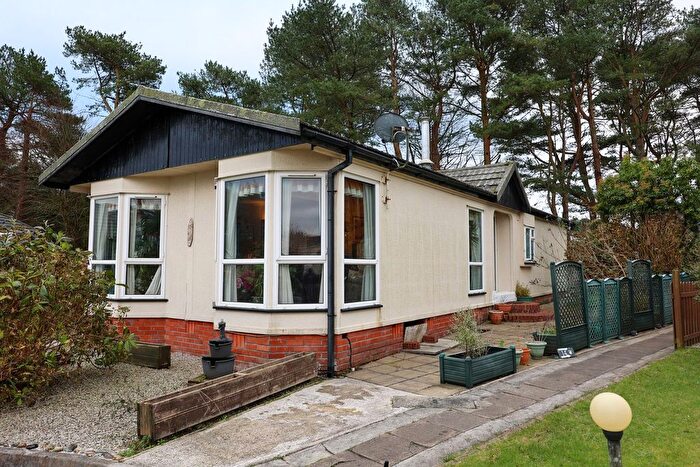 2 Bedroom Mobile/park Home For Sale In Croft Farm Park, Luxulyan, Bodmin, PL30