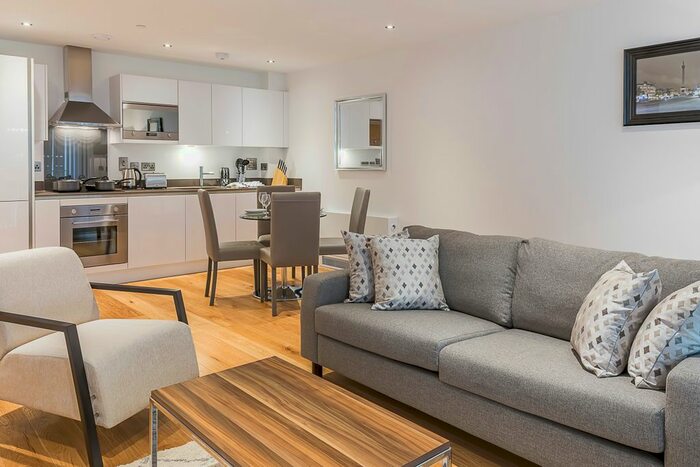 1 Bedroom Flat To Rent In Arc Tower, Uxbridge Road, Ealing, London, W5