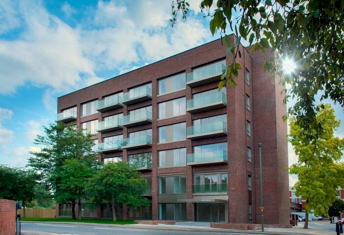 1 Bedroom Flat To Rent In Ash House, Fairfield Avenue, Staines-Upon-Thames, Middlesex, TW18