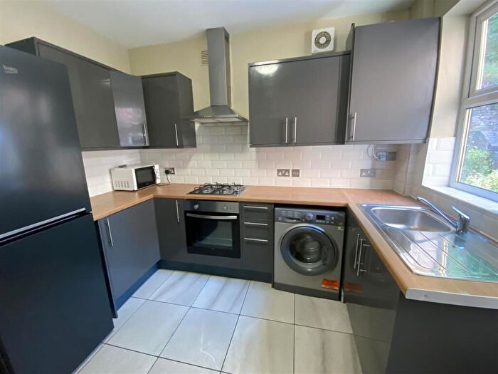 5 Bedroom Terraced House To Rent In Ecclesall Road, S11