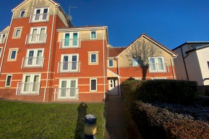 2 Bedroom Flat To Rent In Rosemary Avenue, Wolverhampton, WV4