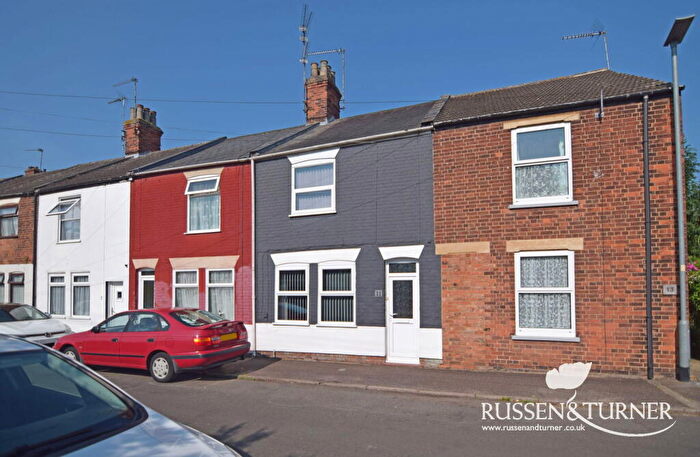 2 Bedroom Terraced House For Sale In Kings Avenue, King's Lynn, PE30