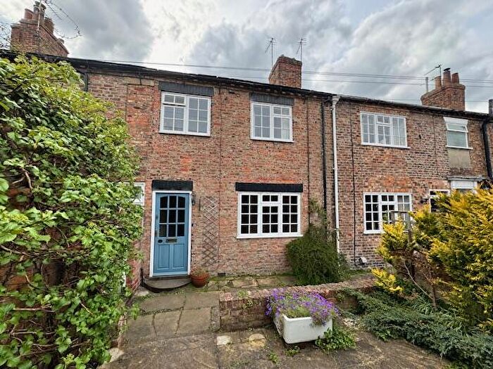 3 Bedroom Terraced House For Sale In Gospelgate Louth, LN11