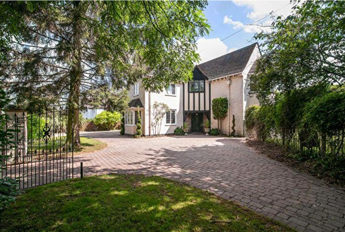 4 Bedroom Detached House For Sale In Foley Road East, B74