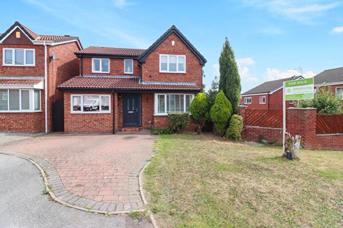 4 Bedroom House For Sale In Rother Croft, New Tupton, S42