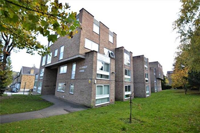 1 Bedroom Flat For Sale In Bradford Road, West Yorkshire, Shipley, BD18