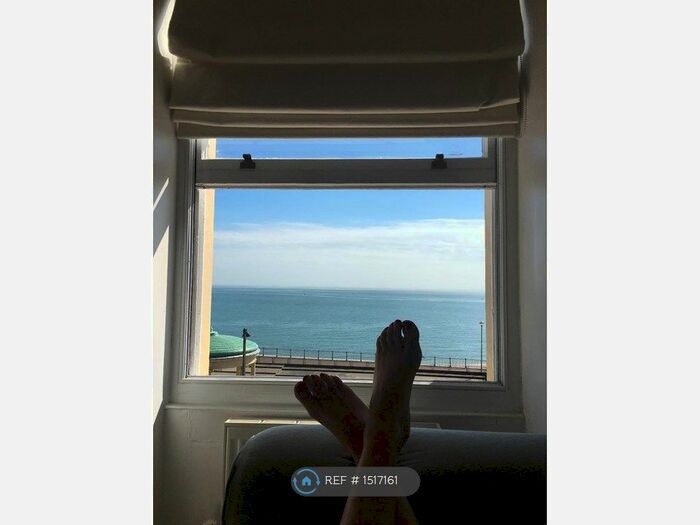 1 Bedroom Flat To Rent In Wellington Crescent, Kent, CT11