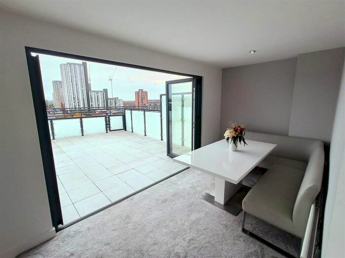 2 Bedroom Flat To Rent In Royal Mills, Ancoats, M4