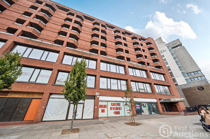 2 Bedroom Duplex For Sale In Finchley Road, London, NW3