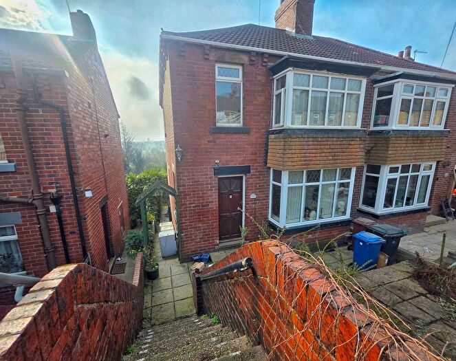 3 Bedroom Semi Detached House For Sale In Church Hill, Royston, Barnsley, S71