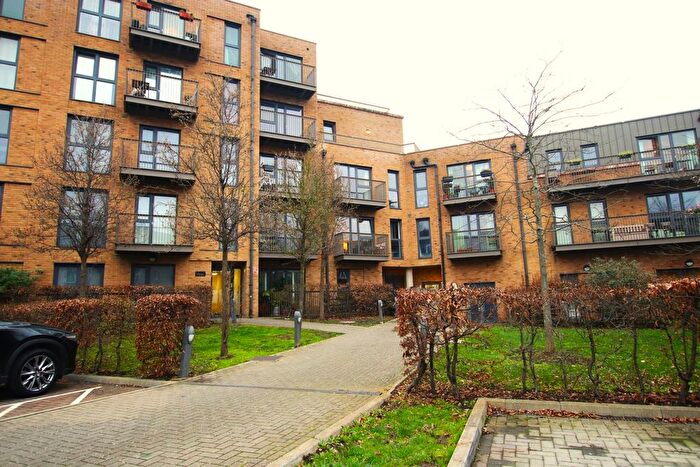 1 Bedroom Flat To Rent In Connersville Way, Croydon, CR0