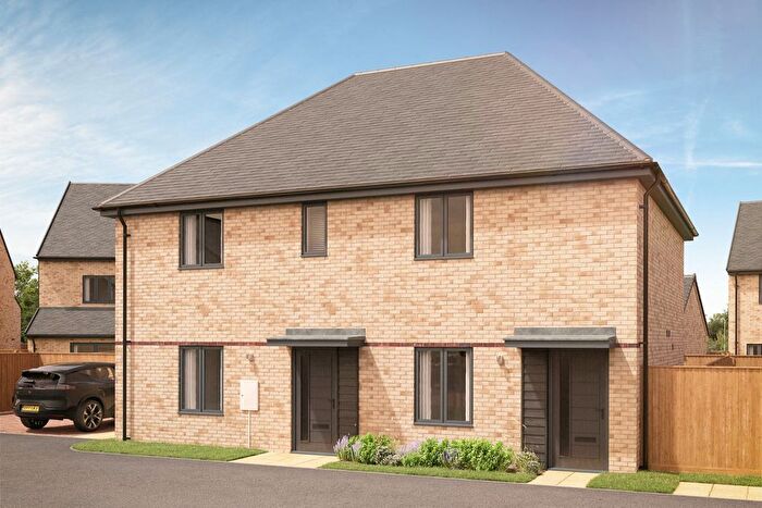 2 Bedroom Maisonette For Sale In "The Thistleton" At Willen Road, Newport Pagnell, Milton Keynes, MK16