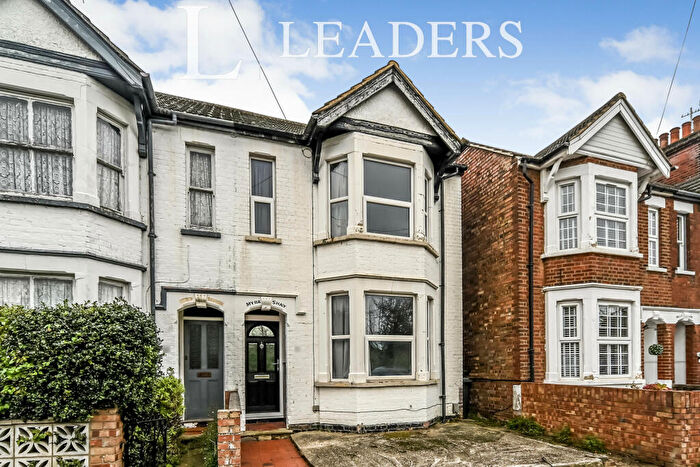 3 Bedroom Terraced House To Rent In Hardwick Road, Bedford, MK42