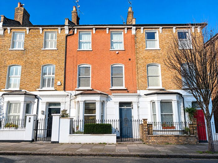 1 Bedroom Flat For Sale In First Floor Flat Woodsome Road, London, NW5