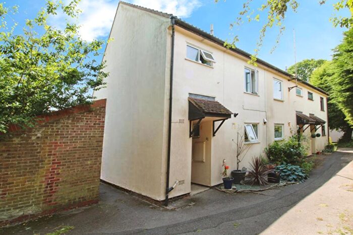 3 Bedroom End Of Terrace House For Sale In Erle Havard Road, Colchester, CO6